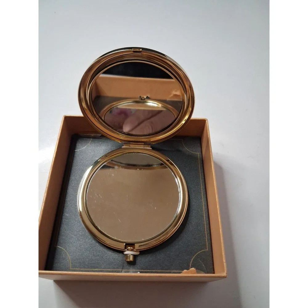 Monet Jewelry Metal Compact Mirror – Pink Crystal High Heel Design, 2.75